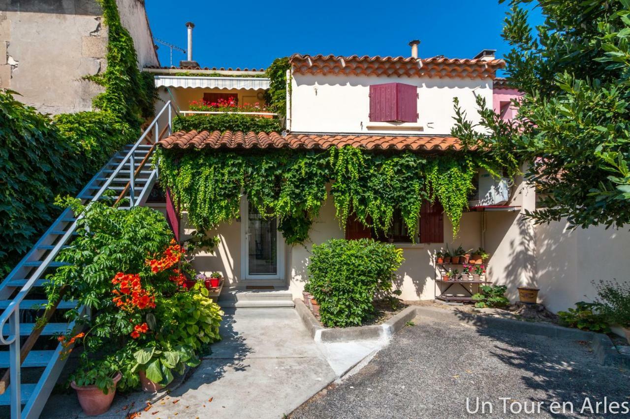 Un Tour En Arles Apartment Exterior photo